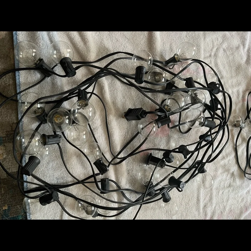 7 stands of string lights